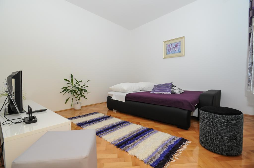 Apartments Feel Center زادار الغرفة الصورة